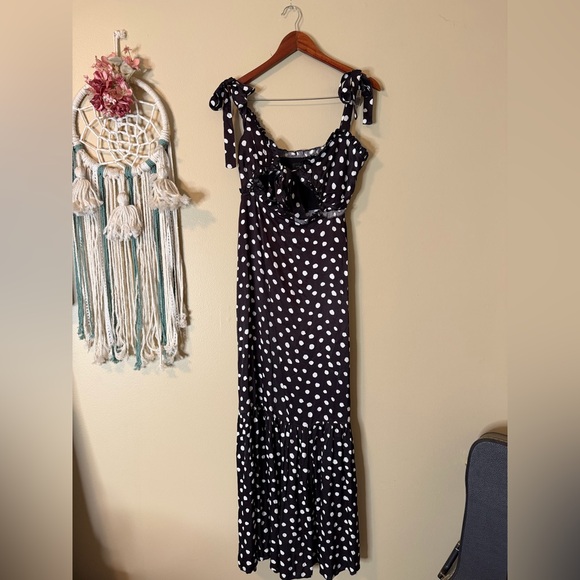 Revolve MAJORELLE Fiammetta Maxi Dress Black White Size Medium - Picture 2 of 4